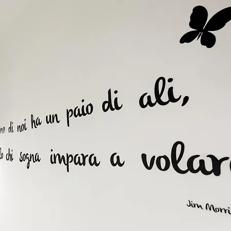 And Me - 5 Min Dall'aeroporto & Wi-fi Naples