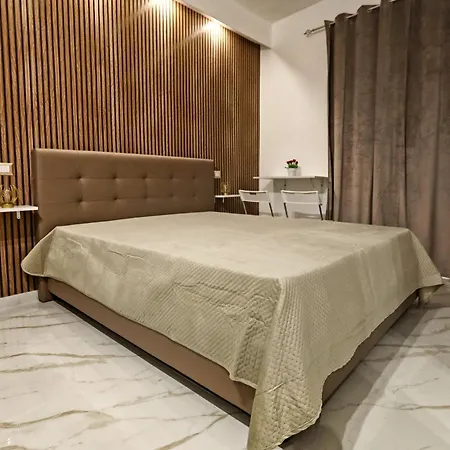 And Me - 5 Min Dall'aeroporto & Wi-fi