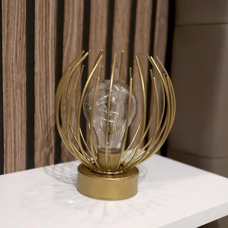 B&B And Me - 5 Min Dall'aeroporto & Wi-fi 4*